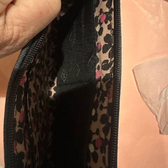 Vera Bradley Black denim and leather Quilted Wristlet/wallet NWOT - Picture 3 of 8